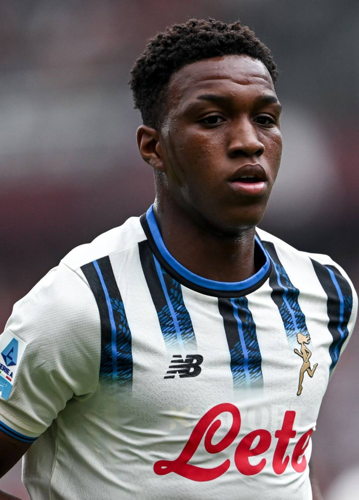 AG体育官方网站-皇马关注亚特兰大16岁意大利边后卫阿哈诺尔|转会|天空体育|皇家马德里|出生_新浪体育_新浪新闻